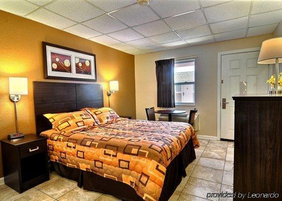 Rodeway Inn & Suites Nags Head Zimmer foto