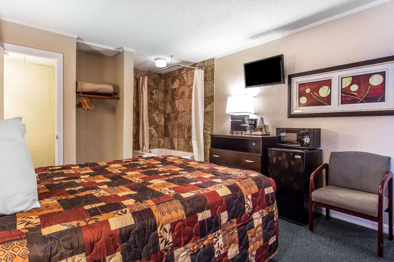 Rodeway Inn & Suites Nags Head Exterior foto